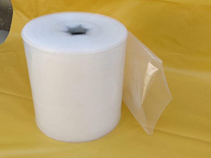 塑料薄膜通風(fēng)(fēng)管透明船廠